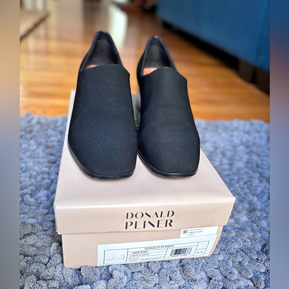 Donald Pliner Keesad black shoe size 6.5